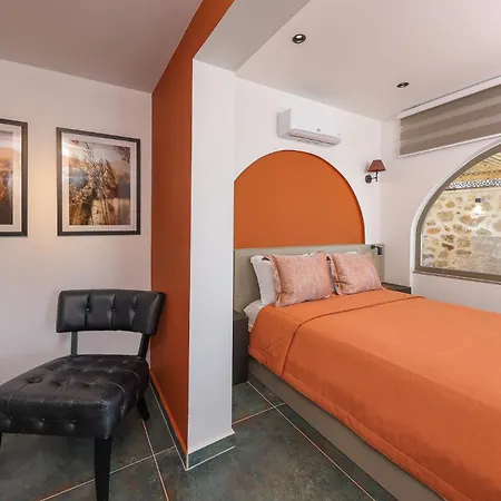 Villa Newly Renovated 30 Metres From The