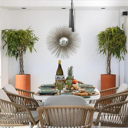Newly Renovated 30 Metres From The Villa *