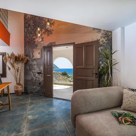 Villa Newly Renovated 30 Metres From The Kalkan