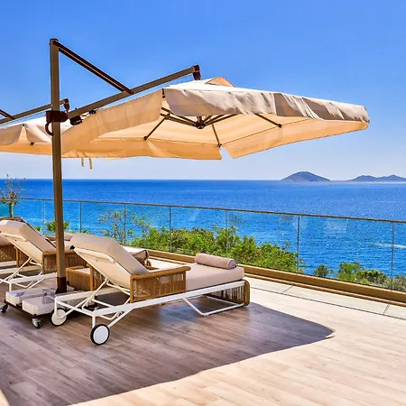 Villa Newly Renovated 30 Metres From The